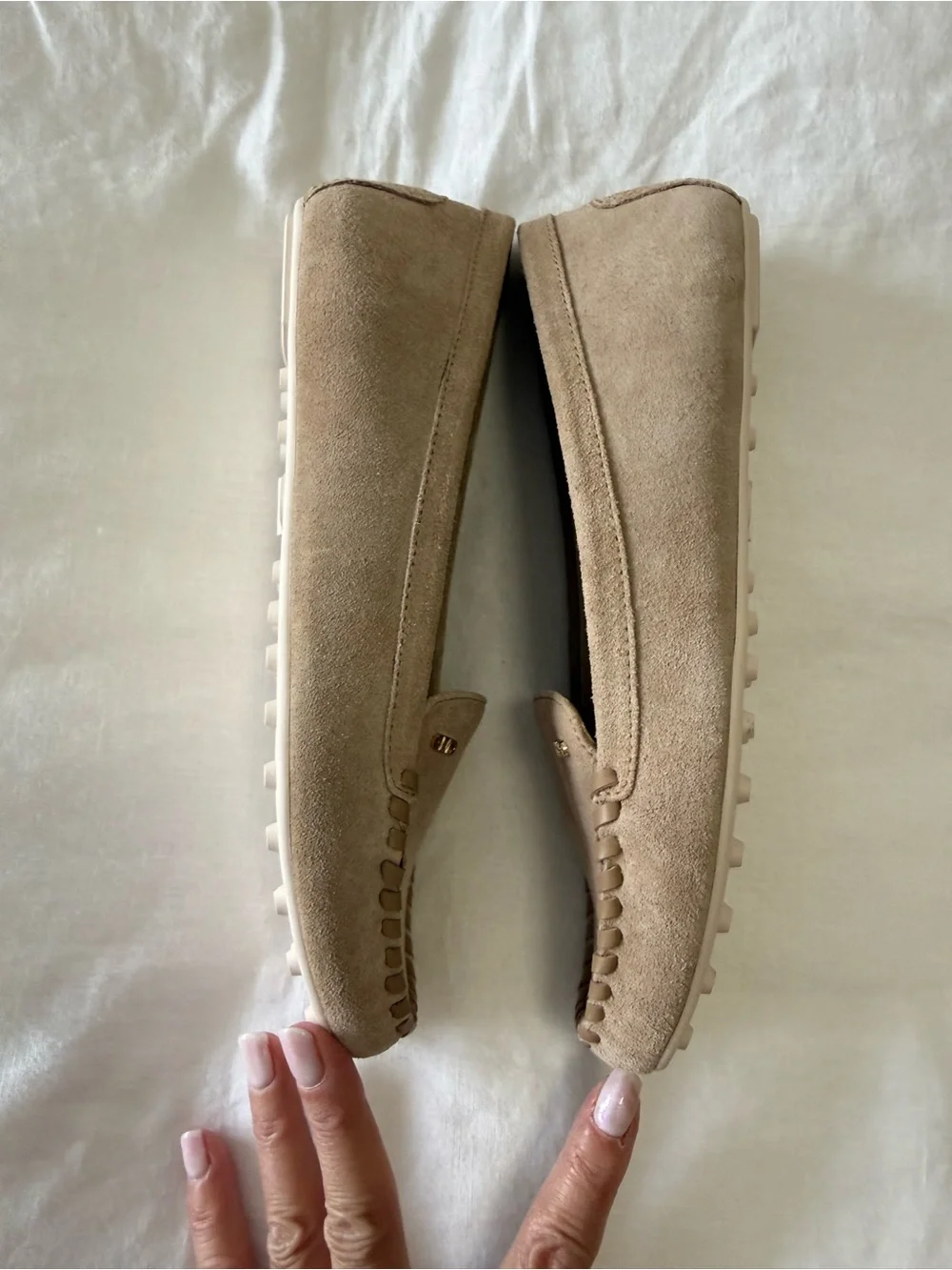Michael Kors | Women's 8 | Eve Suede Loafer Camel Beige Tan Moccasins | EUC